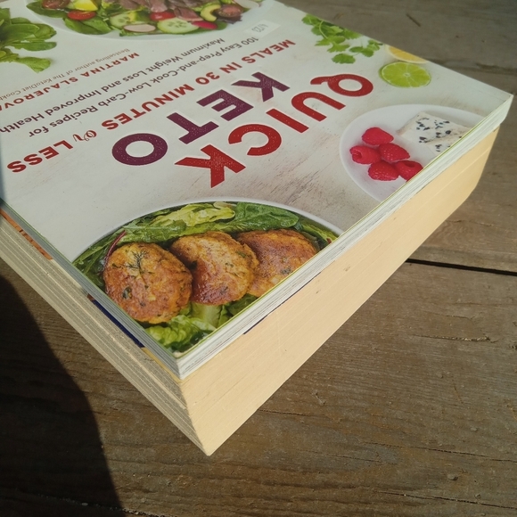 Keto Low Carb Recipe Book Bundle, Quick Keto, and 500 Low-Carb Recipes - Picture 3 of 11